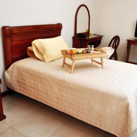 Marcelius Business Hotel Guayaquil Esterno foto